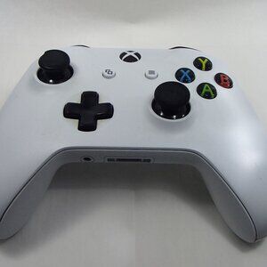 Microsoft Xbox One Wireless Video Gaming Controller, White  No battery cover